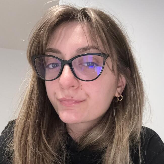 Babysitter a Viterbo: Francesca