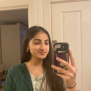 Babysitter in Birmingham: Zaynab