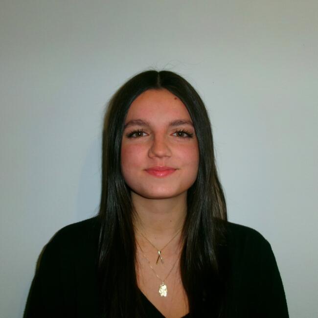 Babysitter in Rumilly: Ilana
