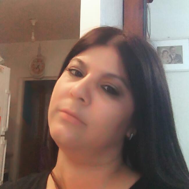 בייביסיטר ב- פתח תקווה: מיטל