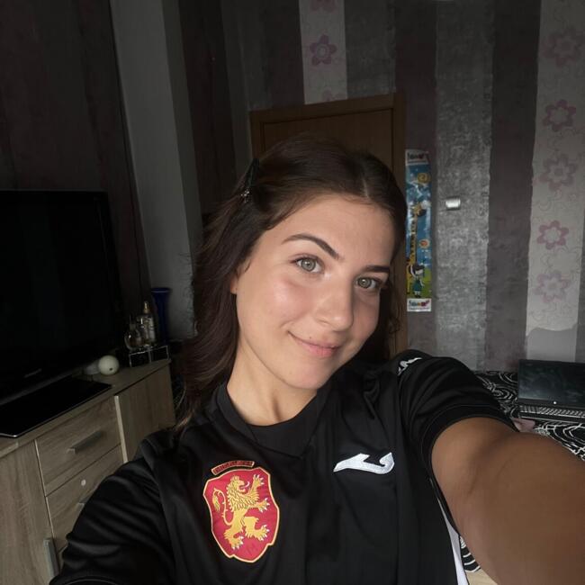 Babysitter in Sofia: Veselina