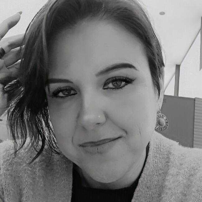 Babysitter in Cascais: Telma