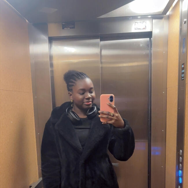 Babysitter in Saint-Martin-d'Hères: Elisabeth