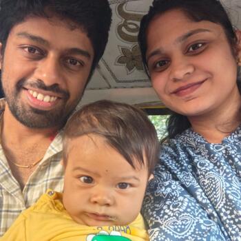 माता-पिता बंगलौर: Divyapraba