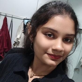 Babysitter Surat: Yukti