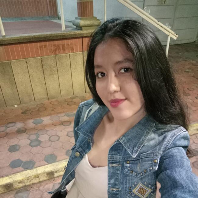 Niñera en Girón: Ashlee