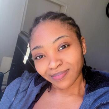 Babysitter in Vienna: Anais