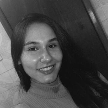 Babysitter Maringá: Sabrina