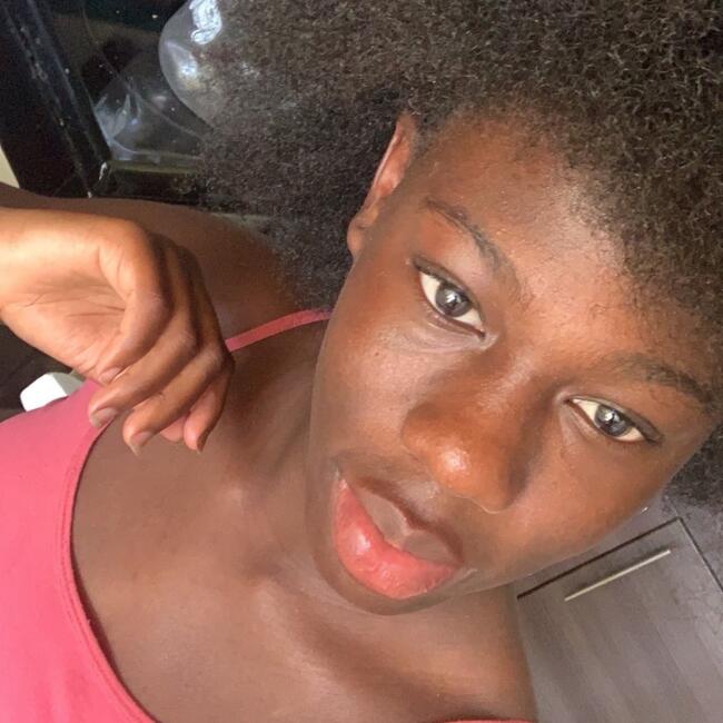 Babysitter in Pozos: Beatriz