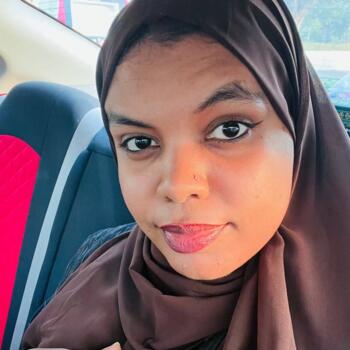 Babysitter in Doha: Aisha