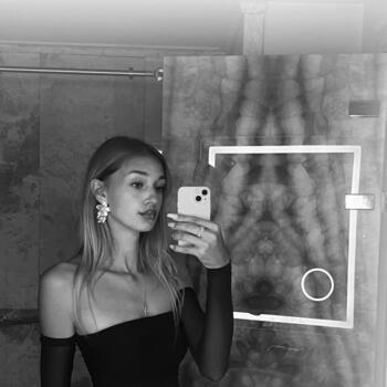 Babysitter in Putte: Selina