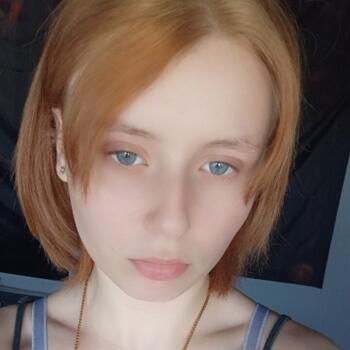 Babysitter Lucé: Charlene