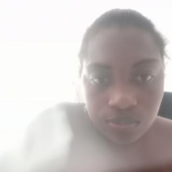 Babysitter in Santo Domingo Este: Yesica Soriano