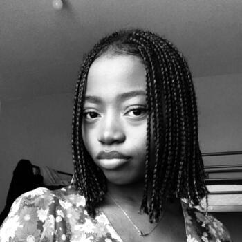 Babysitter in Villefontaine: Florianne