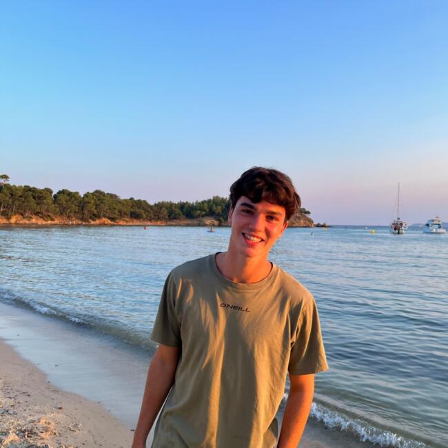 Babysitter in Lille: Nael