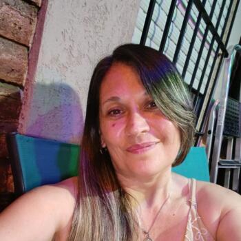 Babysitter in San Fernando: Cristina