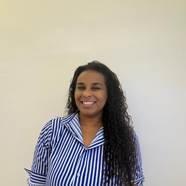 Babysitter in São Paulo: Larissa