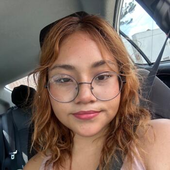 Niñera en Cancún: Alexa Mayte Chacón rosado