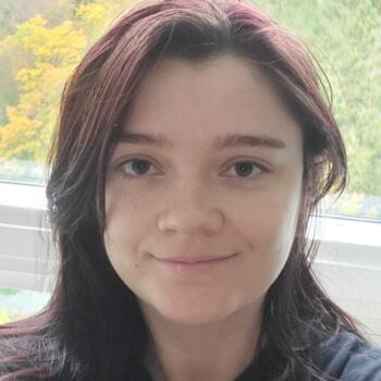 Barnevakt i Bergen: Camille