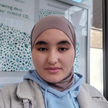 Babysitter in Antwerp: Roumaissa