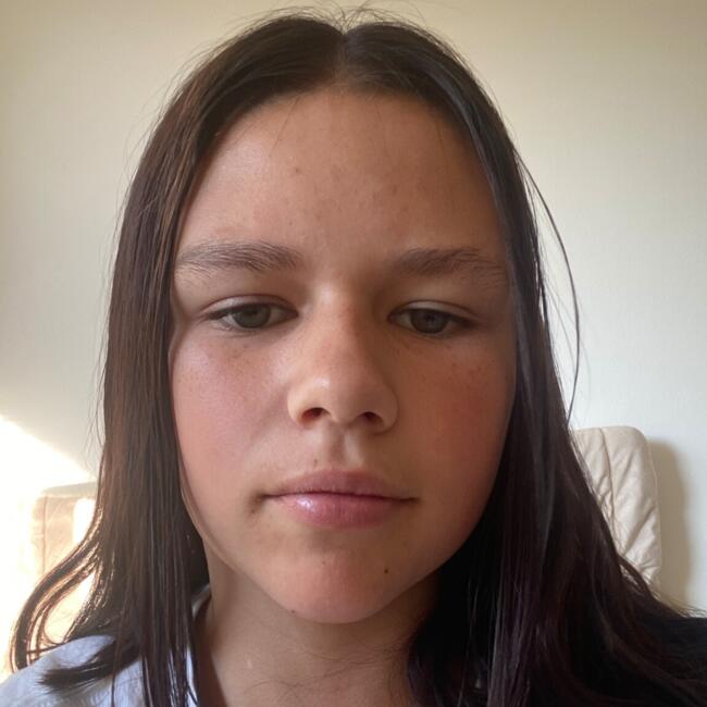 Babysitter in Darwin: Skey