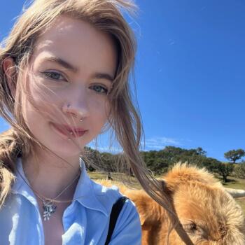 Babysitter in London: Lauren