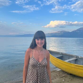 Babysitter in Watermael-Boitsfort/Watermaal-Bosvoorde: Laetitia