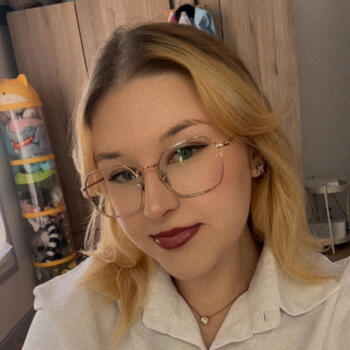 Babysitter in Sainte-Savine: Emilie