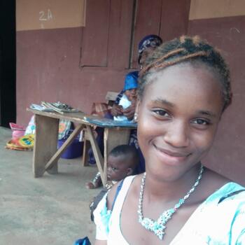 Babysitter in Lagos: Alexia