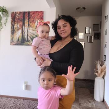 Δουλειά για babysitter στην περιοχή Saint Cloud (Minnesota): δουλειά φύλαξης παιδιών Natasha