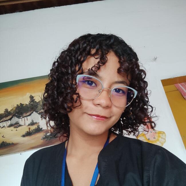 Babysitter στην περιοχή Μαρακάι: Maria