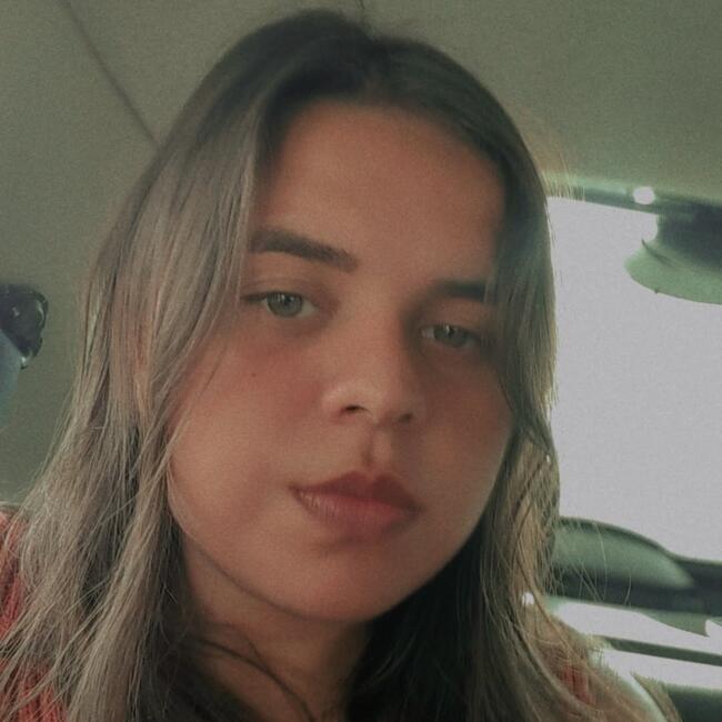 Babá em Araçoiaba da Serra: Maria