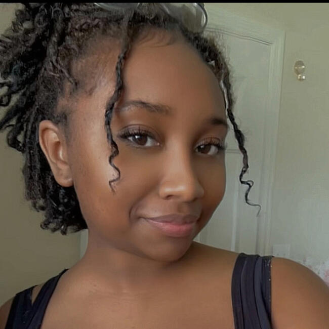 Babysitter in Huntsville: Jasmine