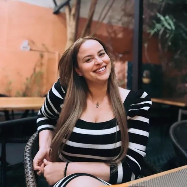 Детегледачка в София: Sarah