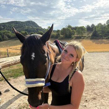 Babysitter in Strasbourg: Louise