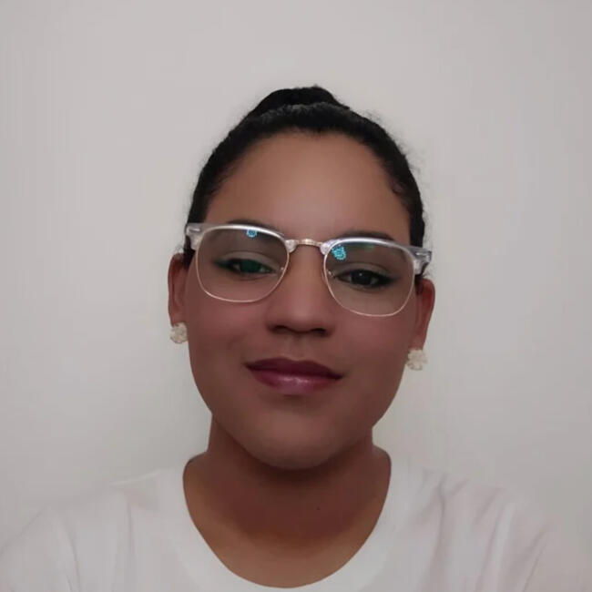 Babysitter in Caracas: Luisa