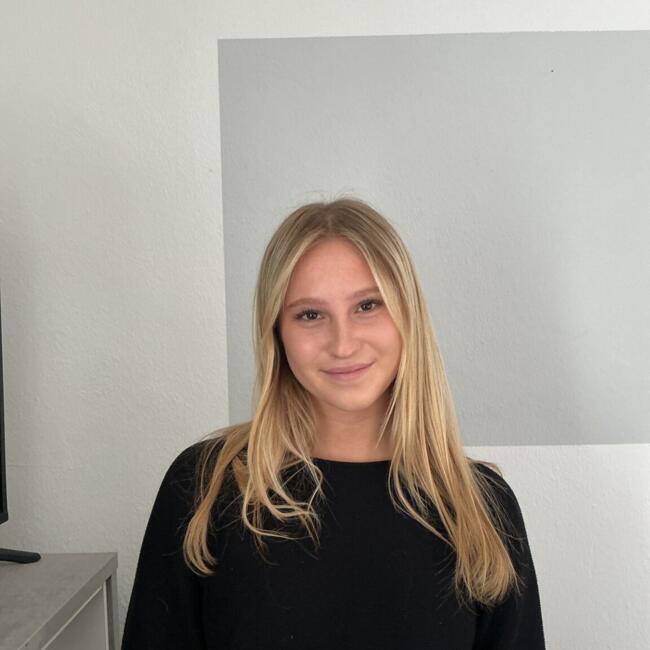 Babysitter in Munich: Romy