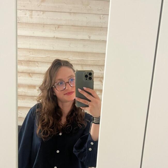 Baby-sitter à Villeneuve-d'Ascq: Emeline
