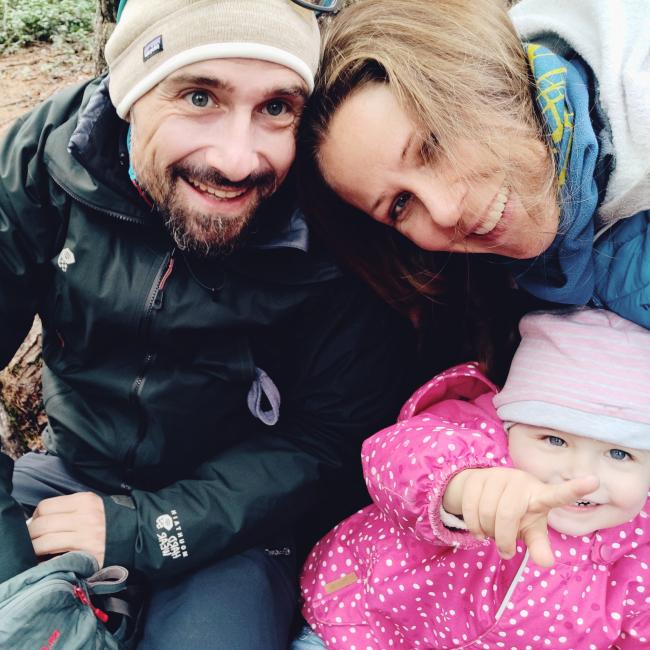 peter babysitting job in zurich babysits