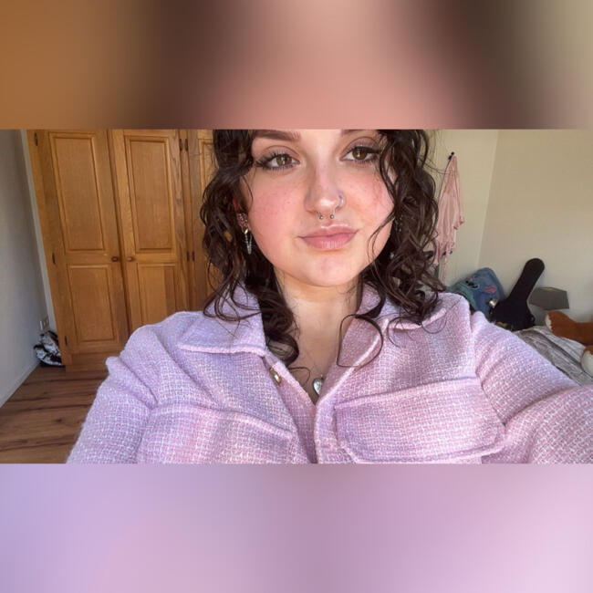 Babysitter in Siebengewald: Alisha