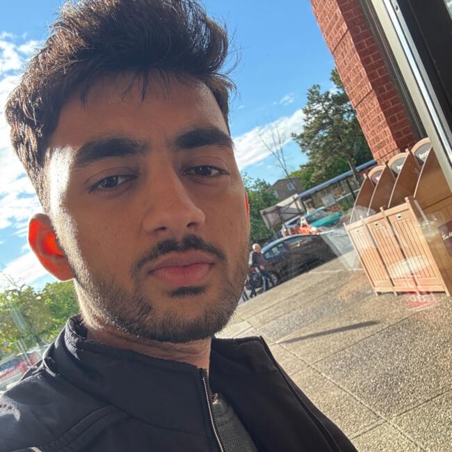 Babysitter στην περιοχή Brampton: Ganesh