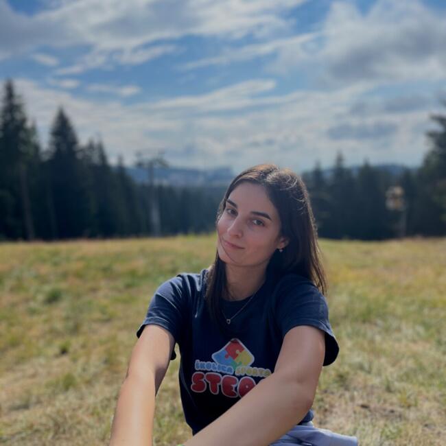 Bebisiterka u Kraljevo: Ivana
