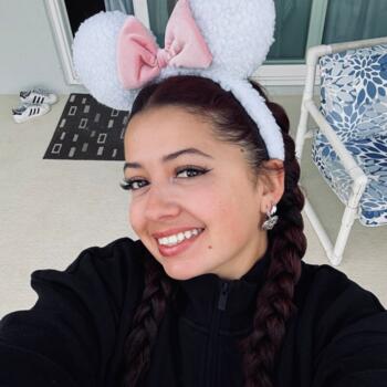 Babysitter in Auckland: Kimberly