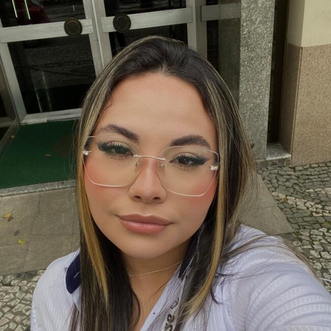 Babysitter in Tubarão: Reinara