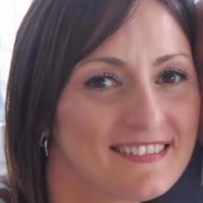 Babysitter a Casalnuovo di Napoli: Giuliana