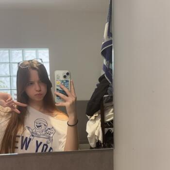 Babysitter in Tournai: Sarah