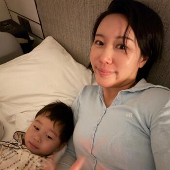 Kerja pengasuh di Kuala Lumpur: kerja pengasuh Yejin seo