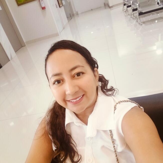 Babysitter in Palmas: Josiane