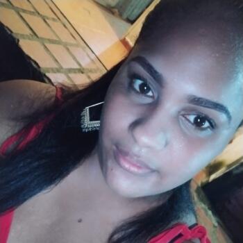 Babysitter in Pasacaballos: Maria jose