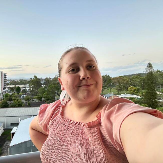Babysitter in Gympie: Simone